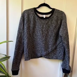 Fabletics Sweater Black and gray slightly cropped
